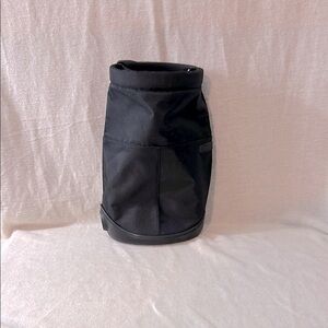 Menu Baggy Winecoat Designed by Jakob Wagner